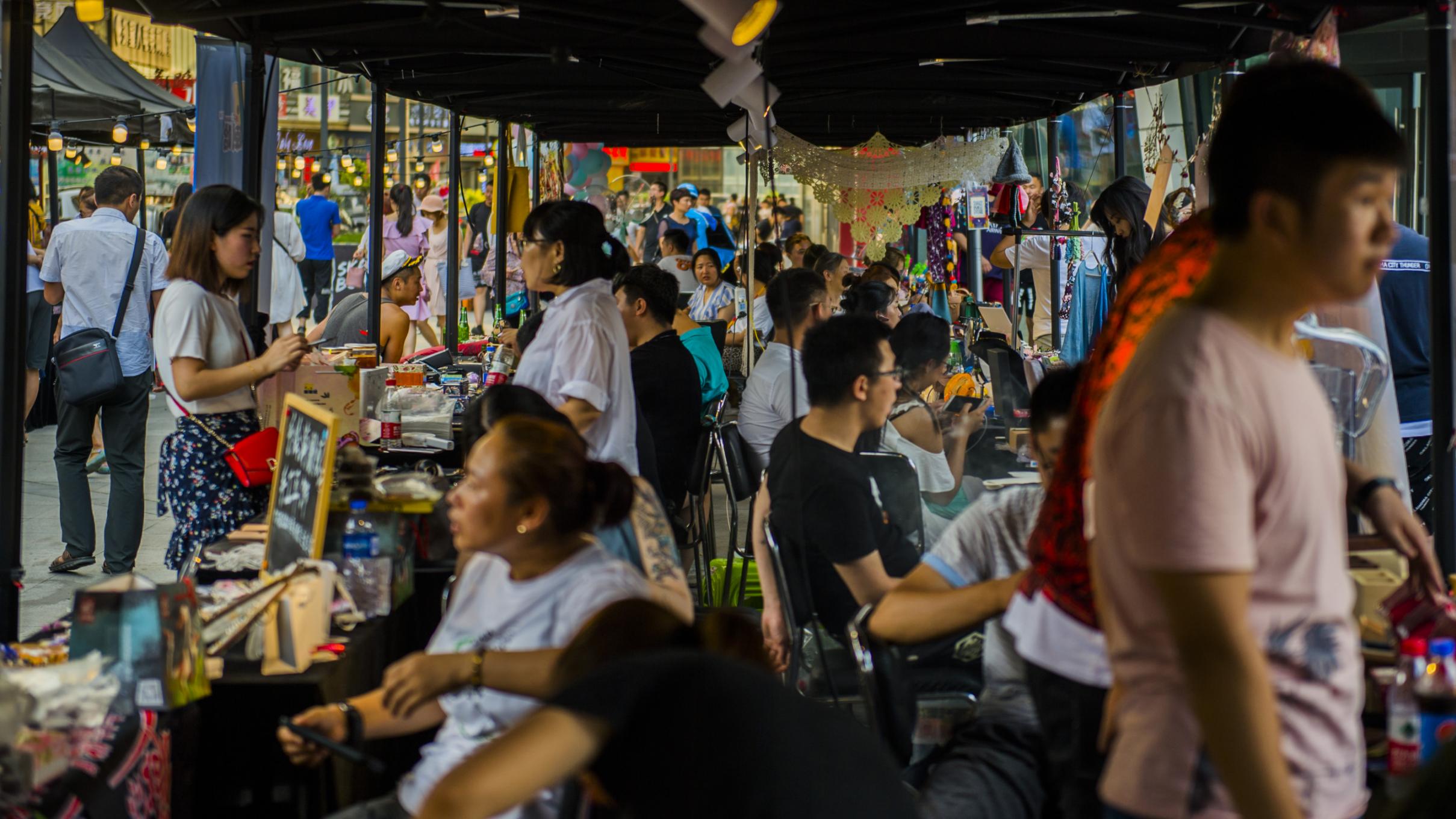 麦格威品牌营销策划有限公司介绍 包2 活动_85.jpg